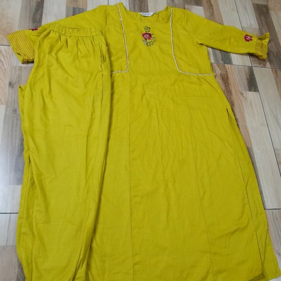 DESIGNER SUMMER KURTA WITH PANT - Picture 7 of 8